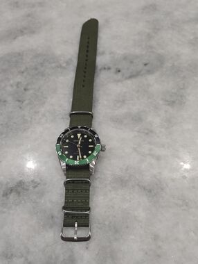 Invicta Men's Watch Green and Black Dial with Green Nylon Strap